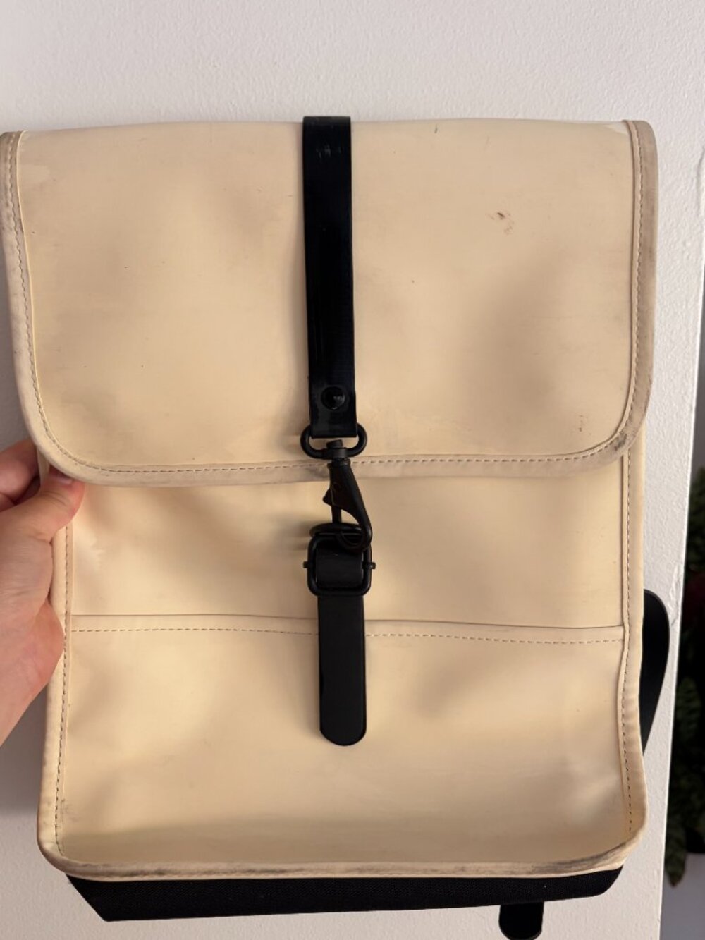 RAINS Backpack/Laptop bag - Picture 2 of 4